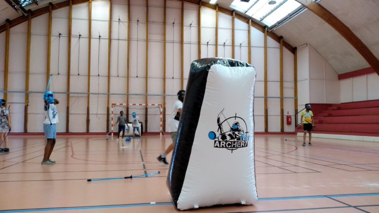 Cible d'Archery Touch avec ses cinq plots